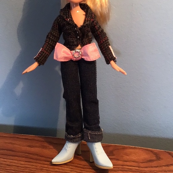 Bratz vintage 2001 doll excellent condition - Picture 3 of 5